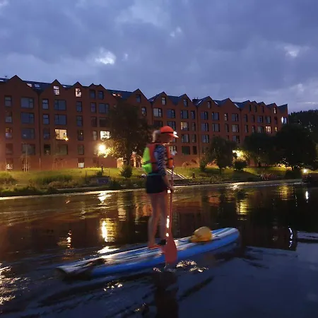 شقة Gdansk Stare Miasto - Mirror Apartament - 43M, 4 Osoby, 2Min Od Starowki, Bezplatny Parking, Self Chek In