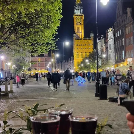 Gdansk Stare Miasto - Mirror Apartament - 43M, 4 Osoby, 2Min Od Starowki, Bezplatny Parking, Self Chek In 公寓 格但斯克