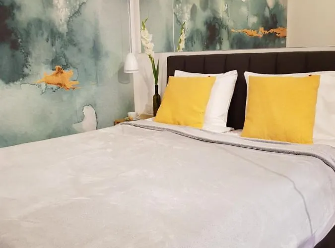 Stare - Mirror - 43m, 4 Osoby, 2min Od Starowki, Bezplatny Parking, Self Chek In Apartment