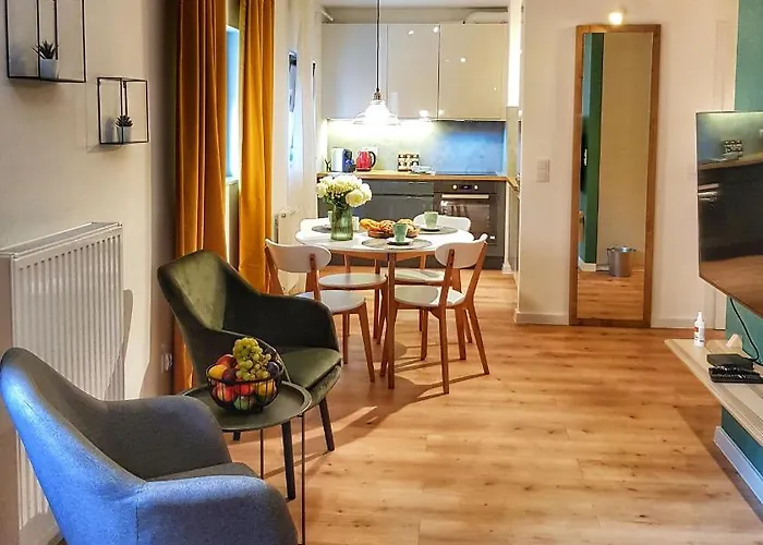 Stare - Mirror - 43m, 4 Osoby, 2min Od Starowki, Bezplatny Parking, Self Chek In *