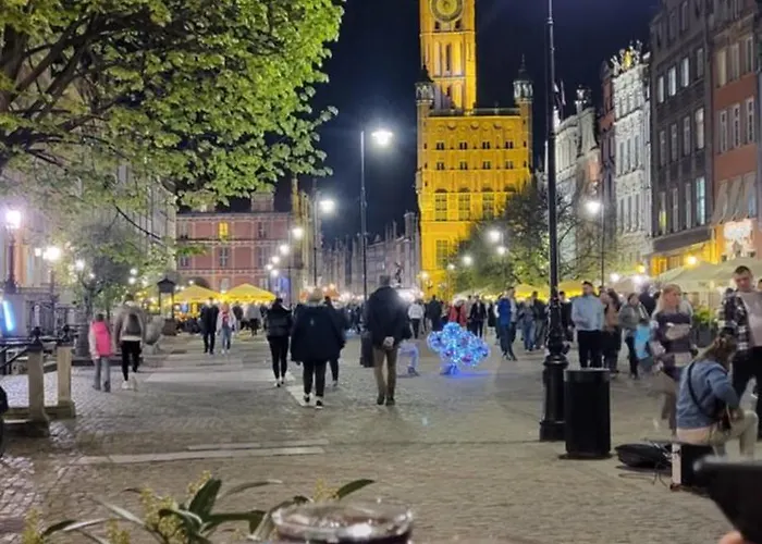Stare - Mirror - 43m, 4 Osoby, 2min Od Starówki, Bezpłatny Parking, Self Chek In Apartament Gdańsk